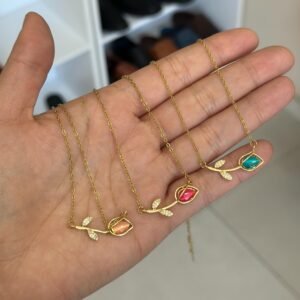 Cadena Tulipán de Costado para Mujer – Collar Floral Elegante